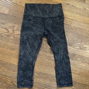 Lululemon Black and gray Patterned Leggings